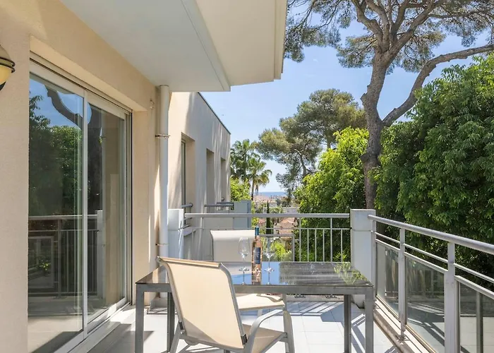 La Belle - Two Bedroom